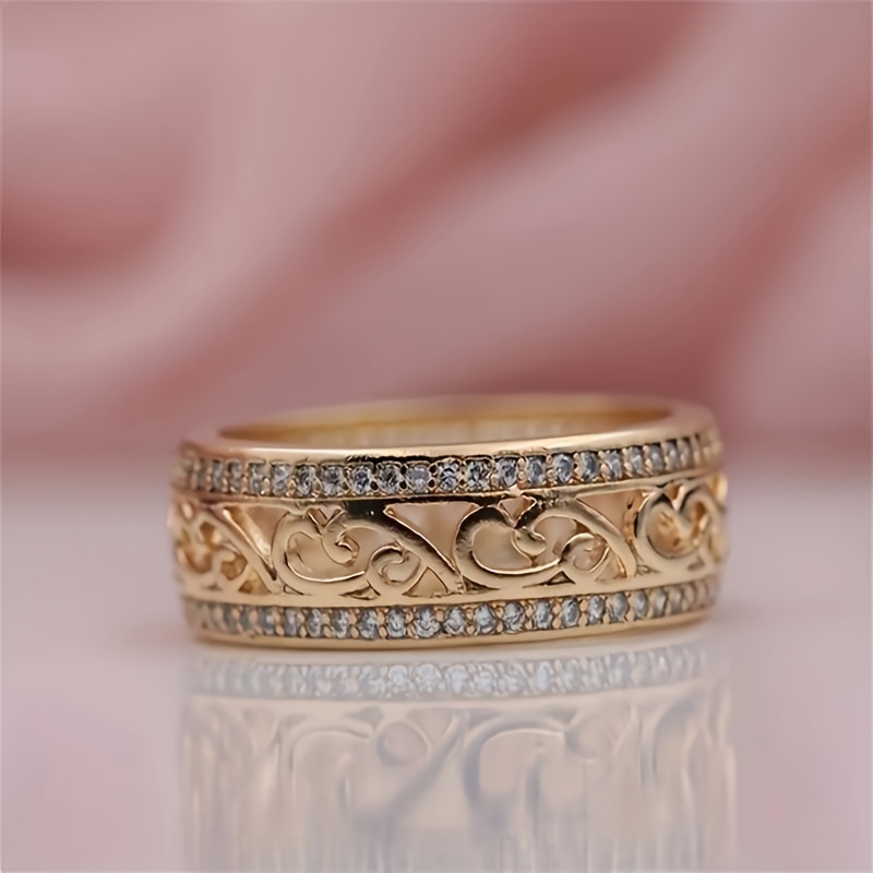 Engrave Flower Texture Wide Ring with Rhinestone Inlay - Delicate Accessory